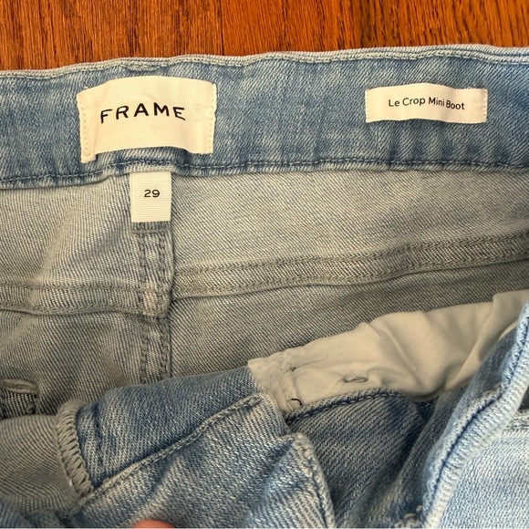 Frame Le Crop Mini Boot in Carnation size 29 - Picture 5 of 8